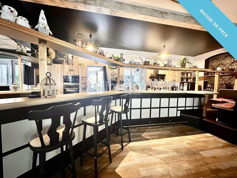 Maison - 355 m² - 9 pièces