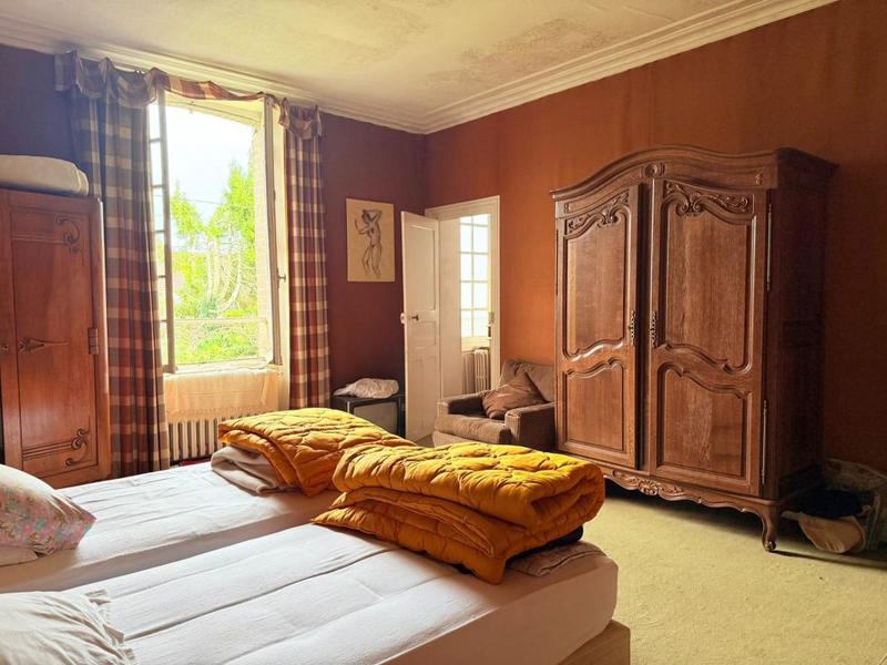 Maison - 205 m² - 8 pièces