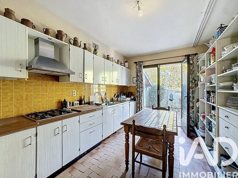 Maison - 190 m² - 8 pièces