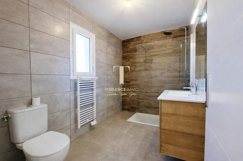 Maison contemporaine - 89 m² - 5 pièces