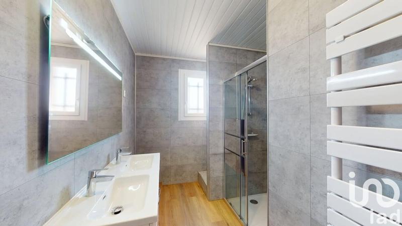 Maison - 96 m² - 5 pièces