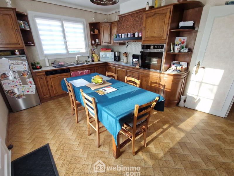 Maison - 168 m² - 6 pièces