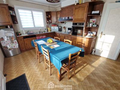 Maison - 168 m² - 6 pièces