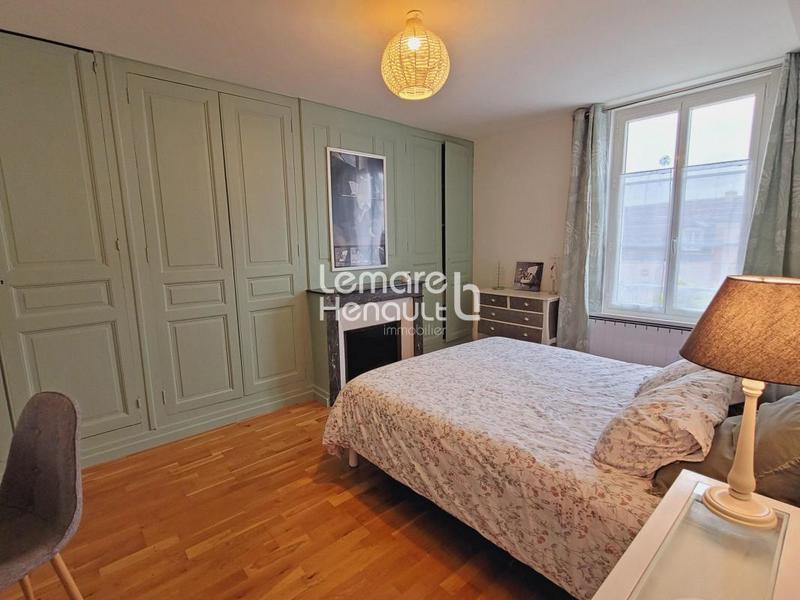 Maison de ville - 135 m² - 7 pièces