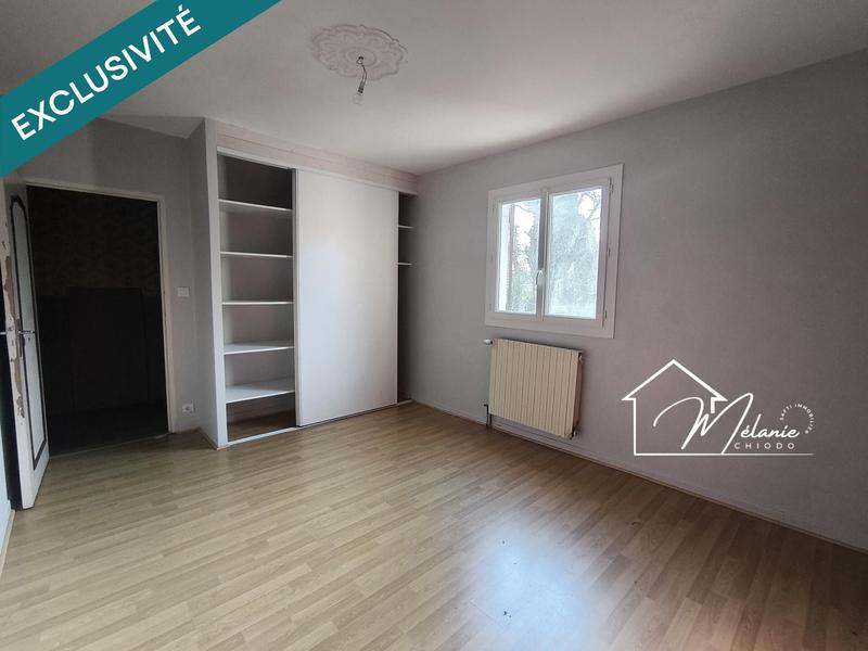 Maison - 299 m² - 11 pièces
