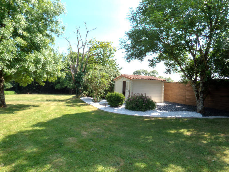 Maison - 217 m² - 8 pièces