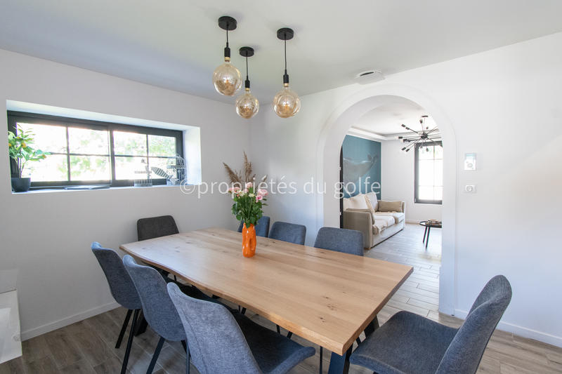 Maison - 138 m² - 8 pièces