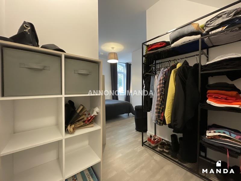 Chambre - 15 m² - 7 pièces