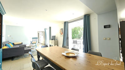 Maison - 162 m² - 8 pièces