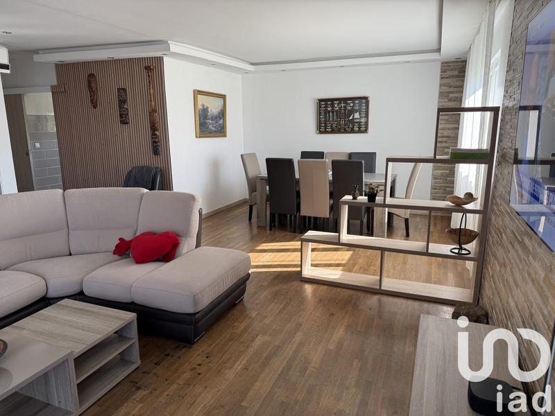 Maison - 121 m² - 5 pièces