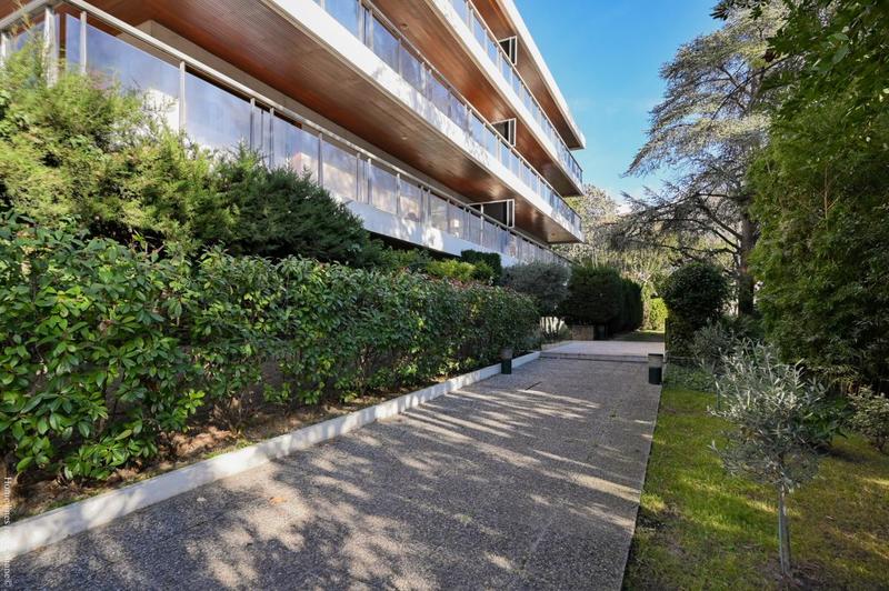 Appartement - 150 m² - 5 pièces