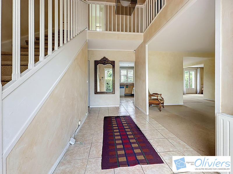 Maison - 181 m² - 8 pièces