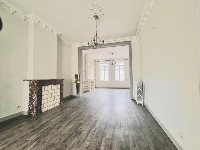 Maison - 163 m² - 6 pièces