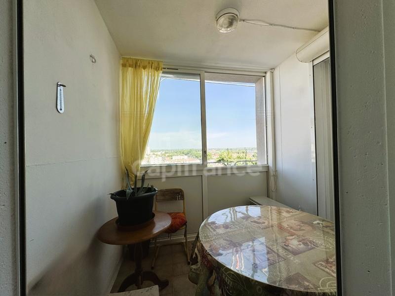 Appartement - 77 m² - 3 pièces