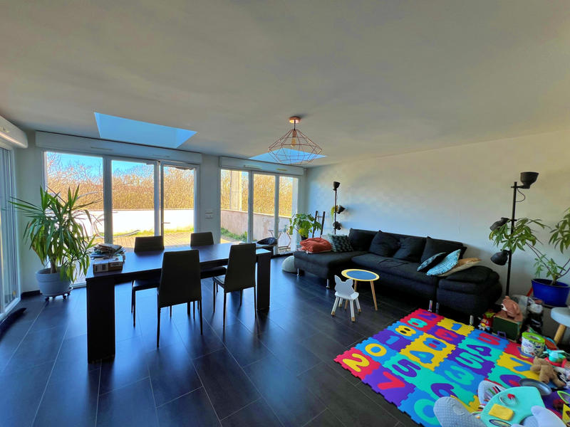 Appartement - 154 m² - 6 pièces