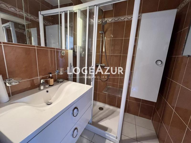 Appartement - 91 m² - 3 pièces