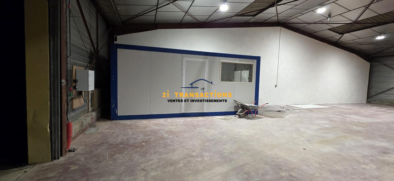 Entrepôt - 200 m²