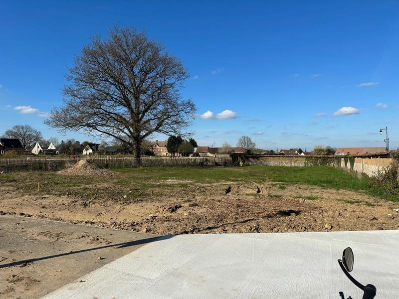 Terrain constructible - 600 m²