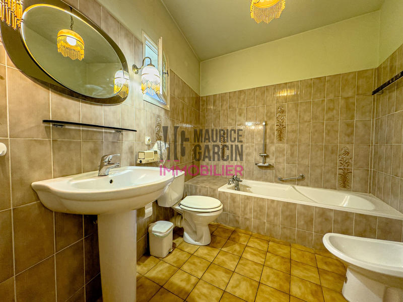 Maison - 150 m² - 6 pièces