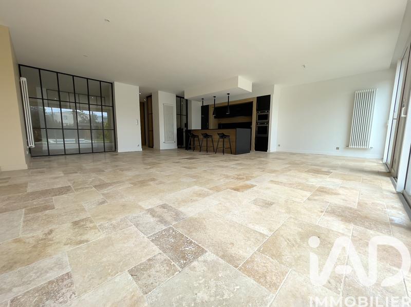 Appartement - 141 m² - 4 pièces