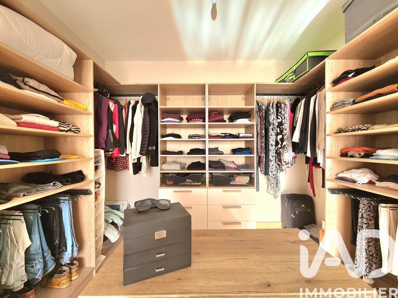 Maison - 189 m² - 5 pièces