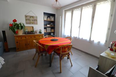 Maison - 111 m² - 4 pièces