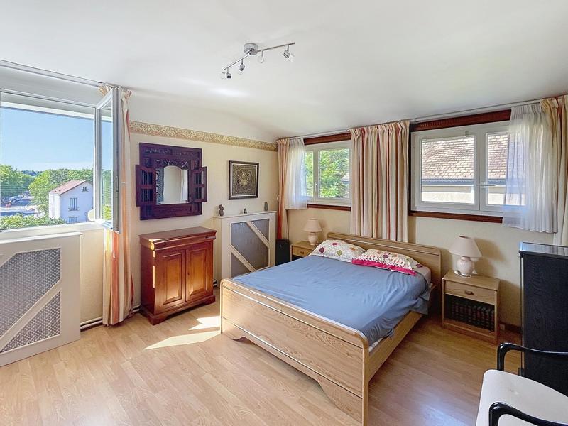 Maison - 136 m² - 6 pièces