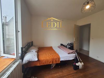 Immeuble - 116 m² - 6 pièces