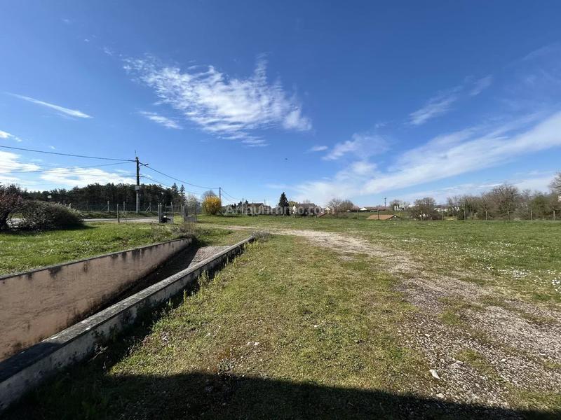 Maison - 234 m² - 9 pièces