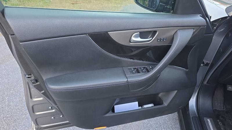 Infiniti Qx70 3.7 i 320 Awd Auto-S7 s Premium