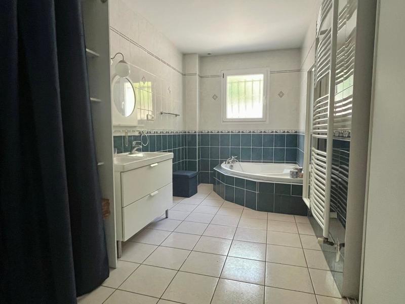 Appartement - 127 m² - 4 pièces