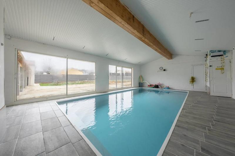 Maison - 160 m² - 7 pièces