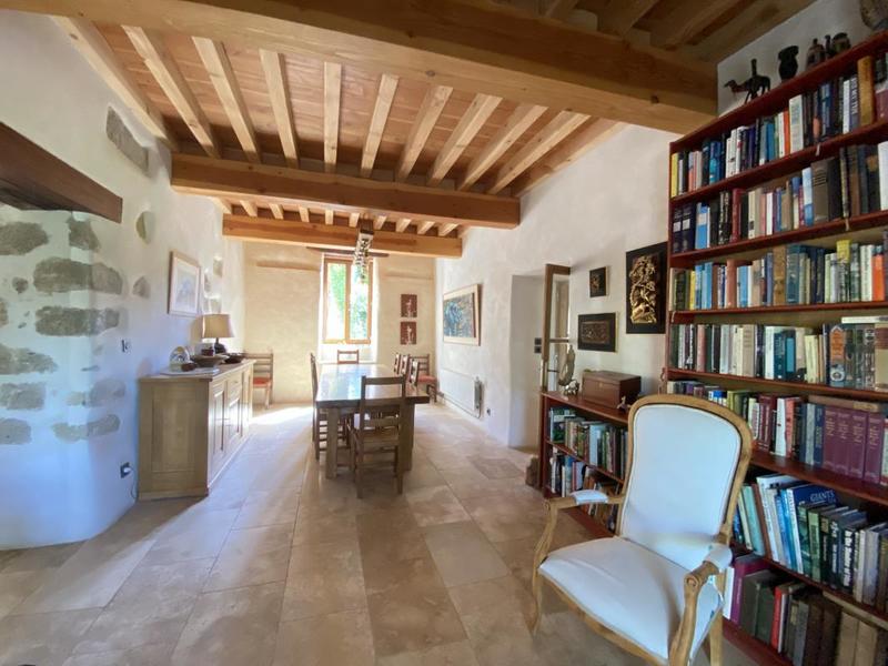 Maison de village - 349 m² - 9 pièces
