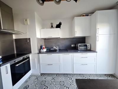 Appartement - 83 m² - 4 pièces