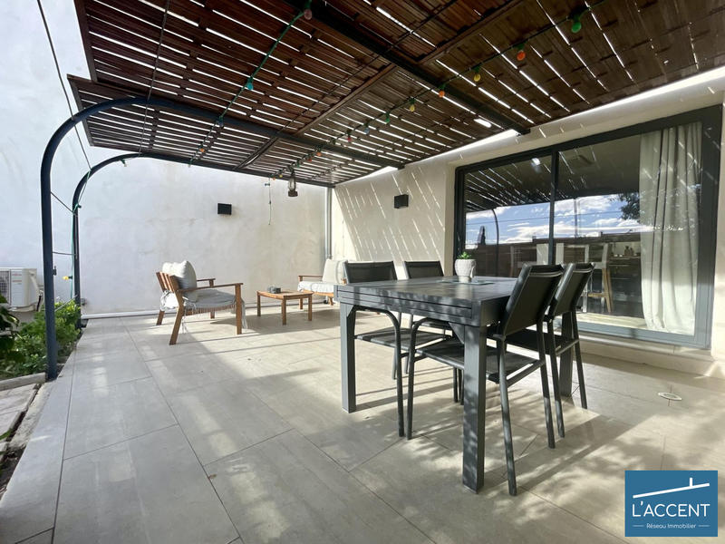 Maison - 144 m² - 4 pièces