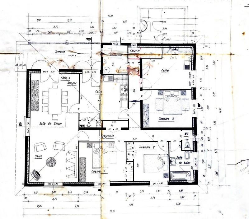Maison - 260 m² - 12 pièces