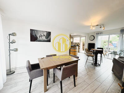 Maison - 125 m² - 6 pièces