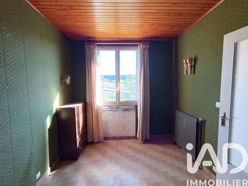 Maison - 212 m² - 4 pièces