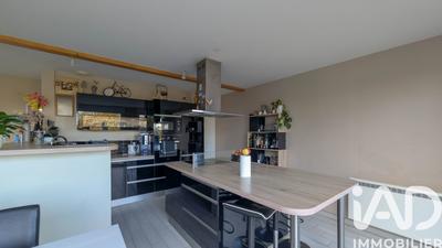 Maison - 140 m² - 5 pièces