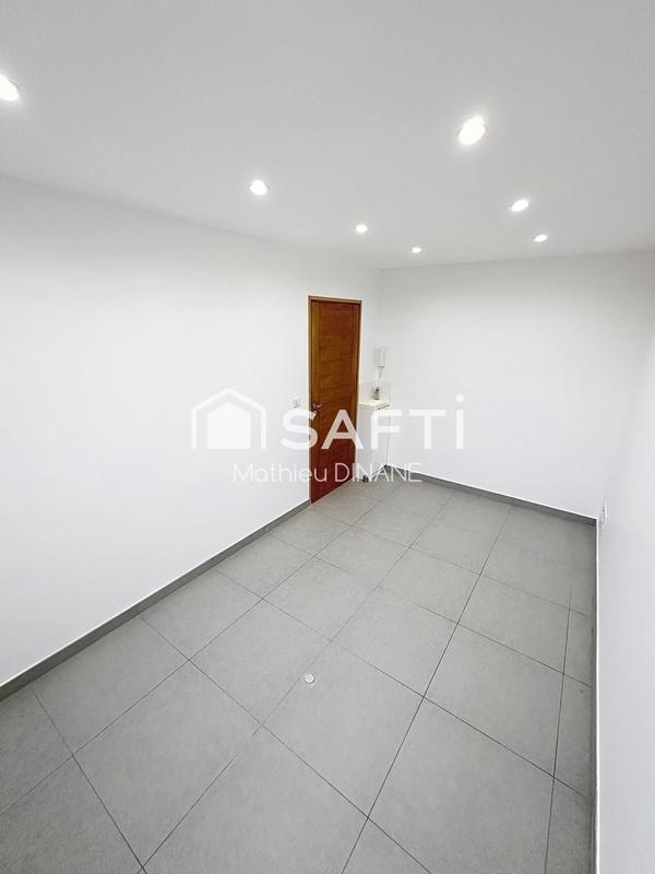 Bureau - 47 m² - 2 pièces