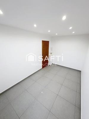 Bureau - 47 m² - 2 pièces