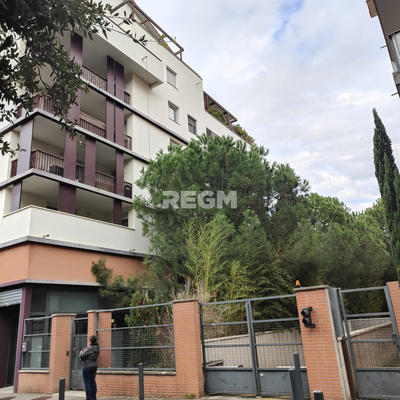 Appartement - 84 m² - 4 pièces