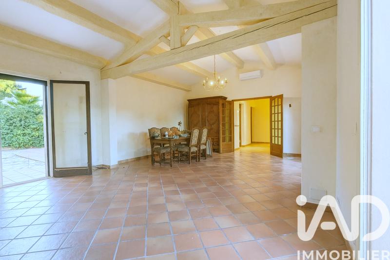 Maison - 209 m² - 8 pièces