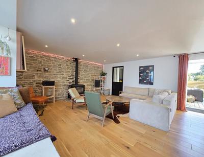 Maison en pierre - 148 m² - 6 pièces