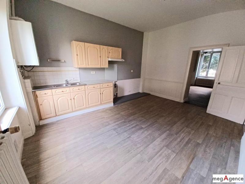 Maison - 250 m² - 11 pièces