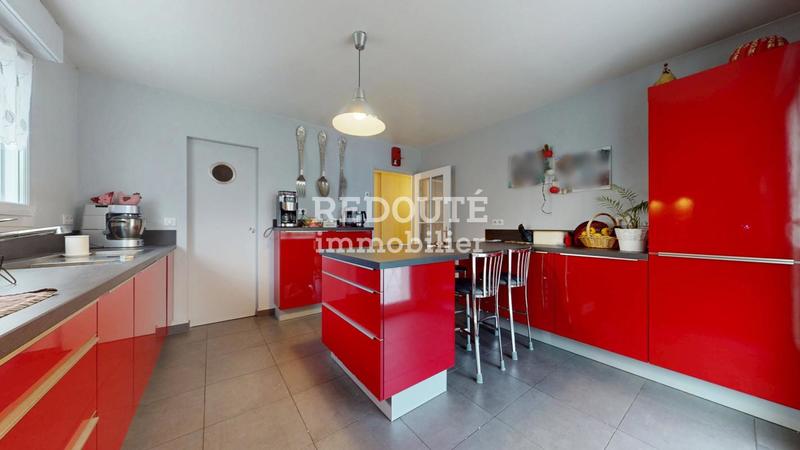 Maison - 143 m² - 6 pièces