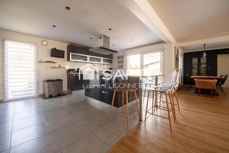 Maison - 208 m² - 7 pièces