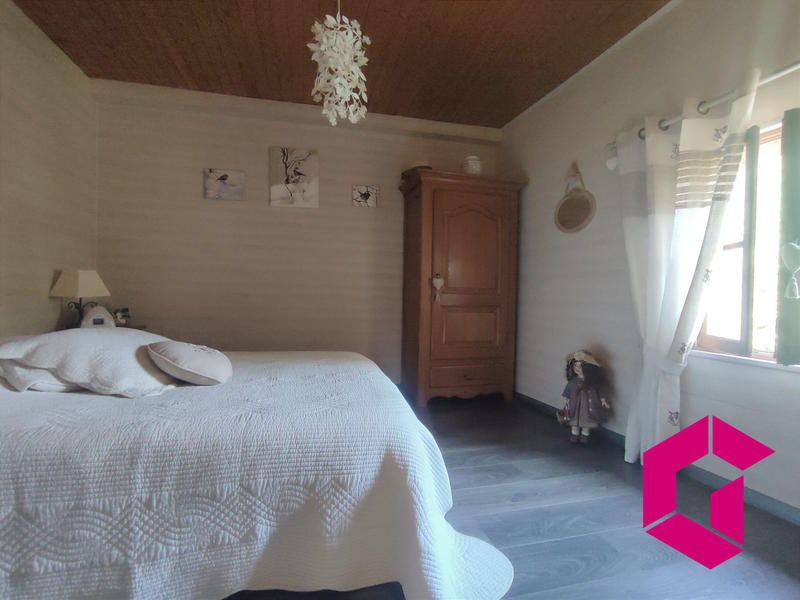 Maison - 93 m² - 5 pièces