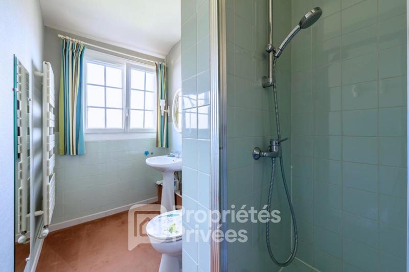 Maison - 122 m² - 6 pièces