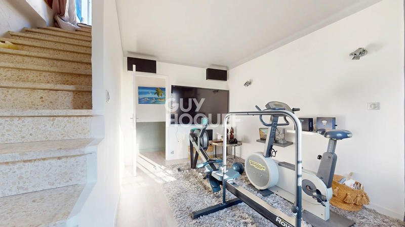 Maison - 98 m² - 5 pièces